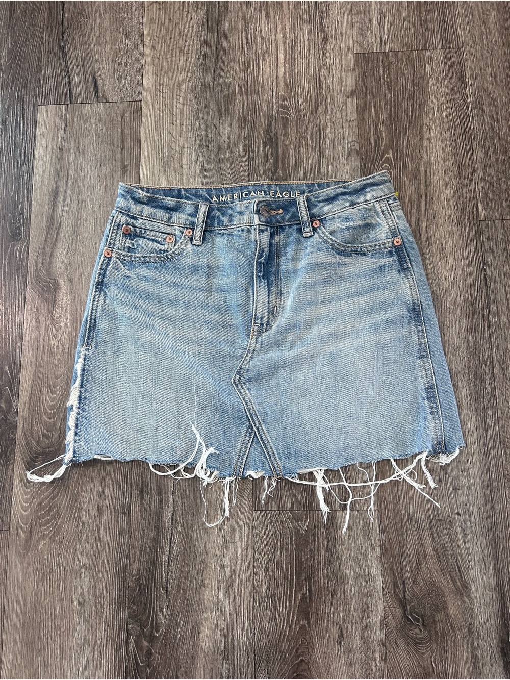 American Eagle Outfitters Light Wash Frayed Hem Denim Mini Skirt